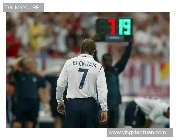 足球明星的光环下隐藏的俗气与浮华生活探讨